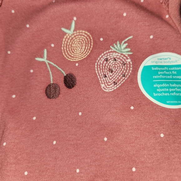 Newborn girls Carter's two-piece onesie set. New with tags! Adorable! Nana! - Picture 5 of 7